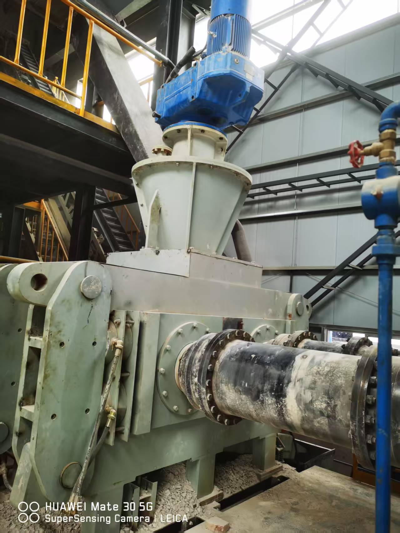 высоконапорный шарообразователь LyQ для плавки металлического магния, формование обожженных шариков доломита