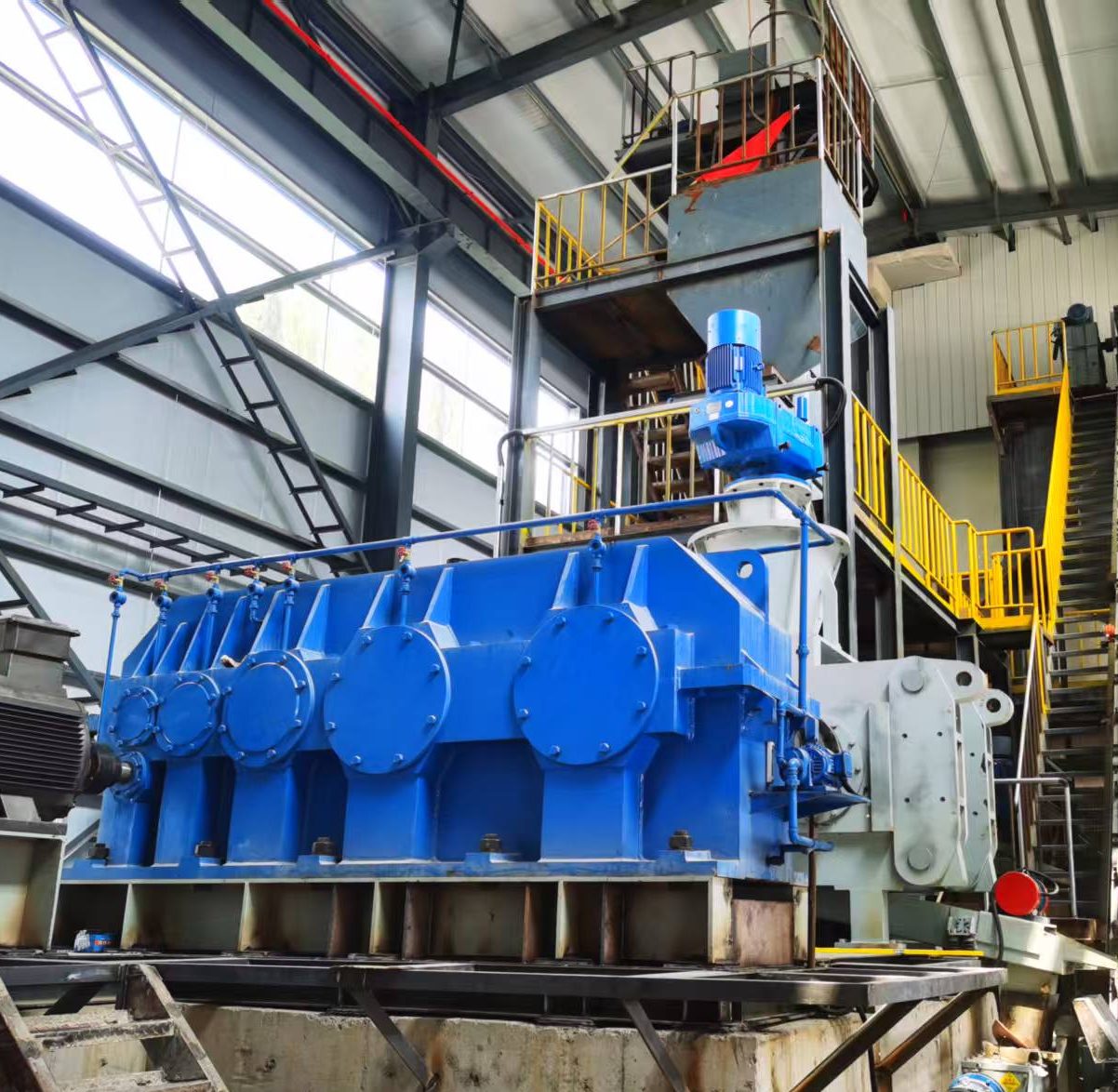 опасные отходы алюминиевой пыли из алюминиевых заводов используют высоконапорный шарообразователь для сухого порошка LyQ для шарообразования